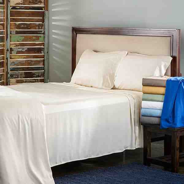 What size is king size bedding in UK?