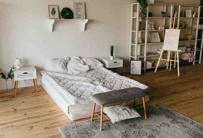 Do bamboo floors smell?