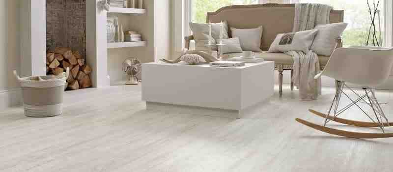 Does bamboo flooring swell wet?