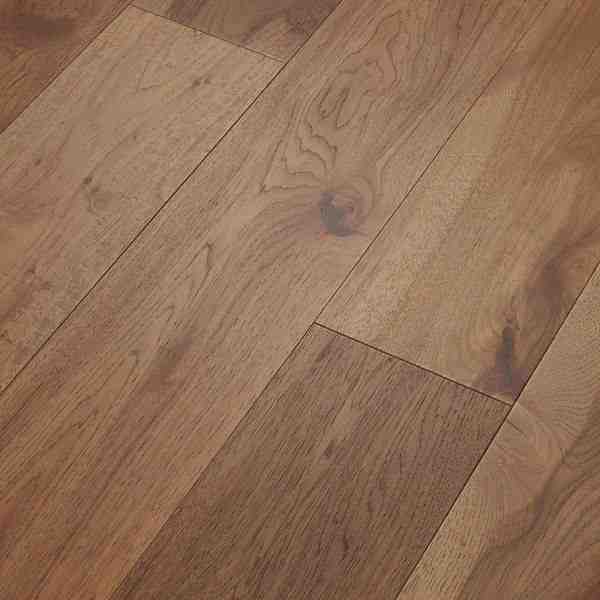 How much does it cost to install 1000 square feet of hardwood floors?