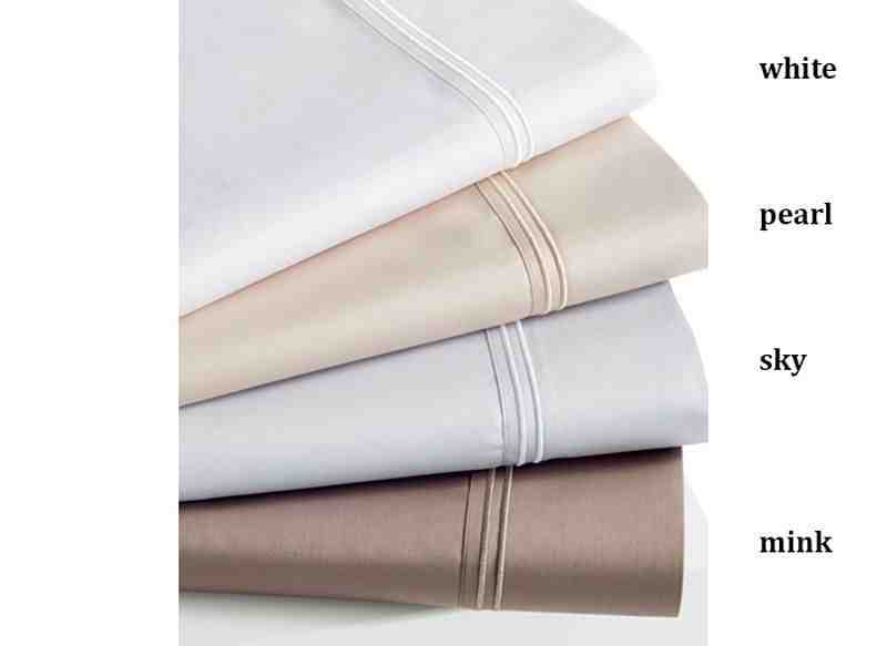 How do you style a bed in hot weather?