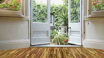What are the problems with bamboo flooring?