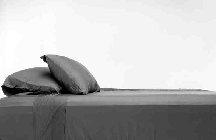 Are bamboo sheets stretchy?