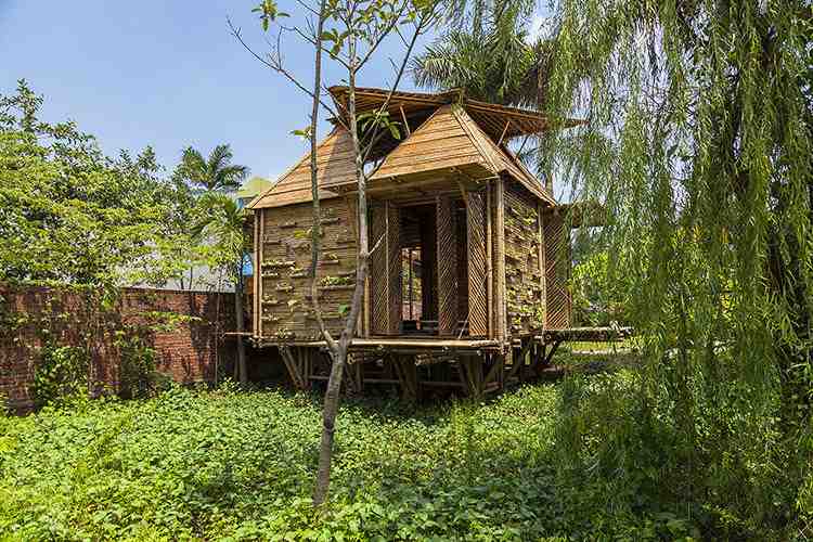 How much does a bamboo house from Vietnam cost?