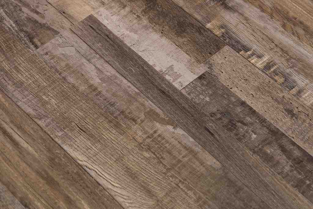 Is vinyl flooring toxic 2020?