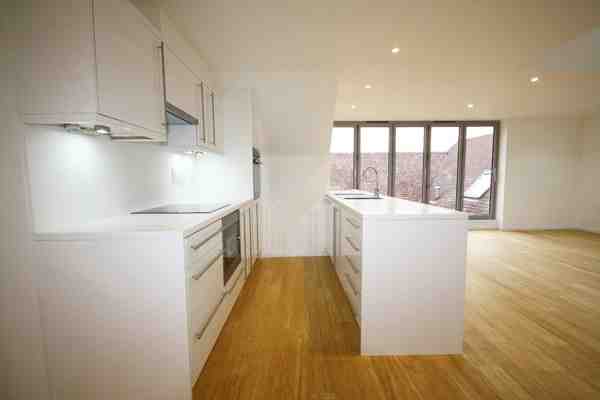 What happens if bamboo flooring gets wet?