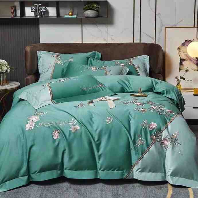 What is classed as a deep fitted sheet?