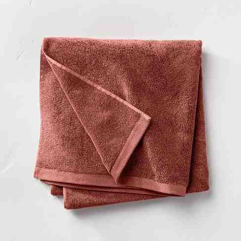 What type of towel is best for face?