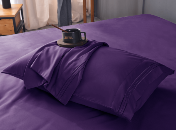 Do bamboo sheets feel like satin?