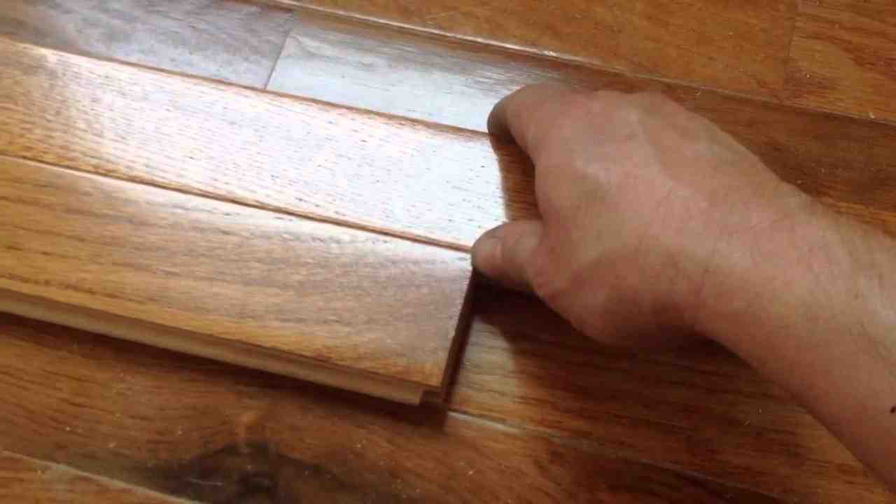 How are splines cut?
