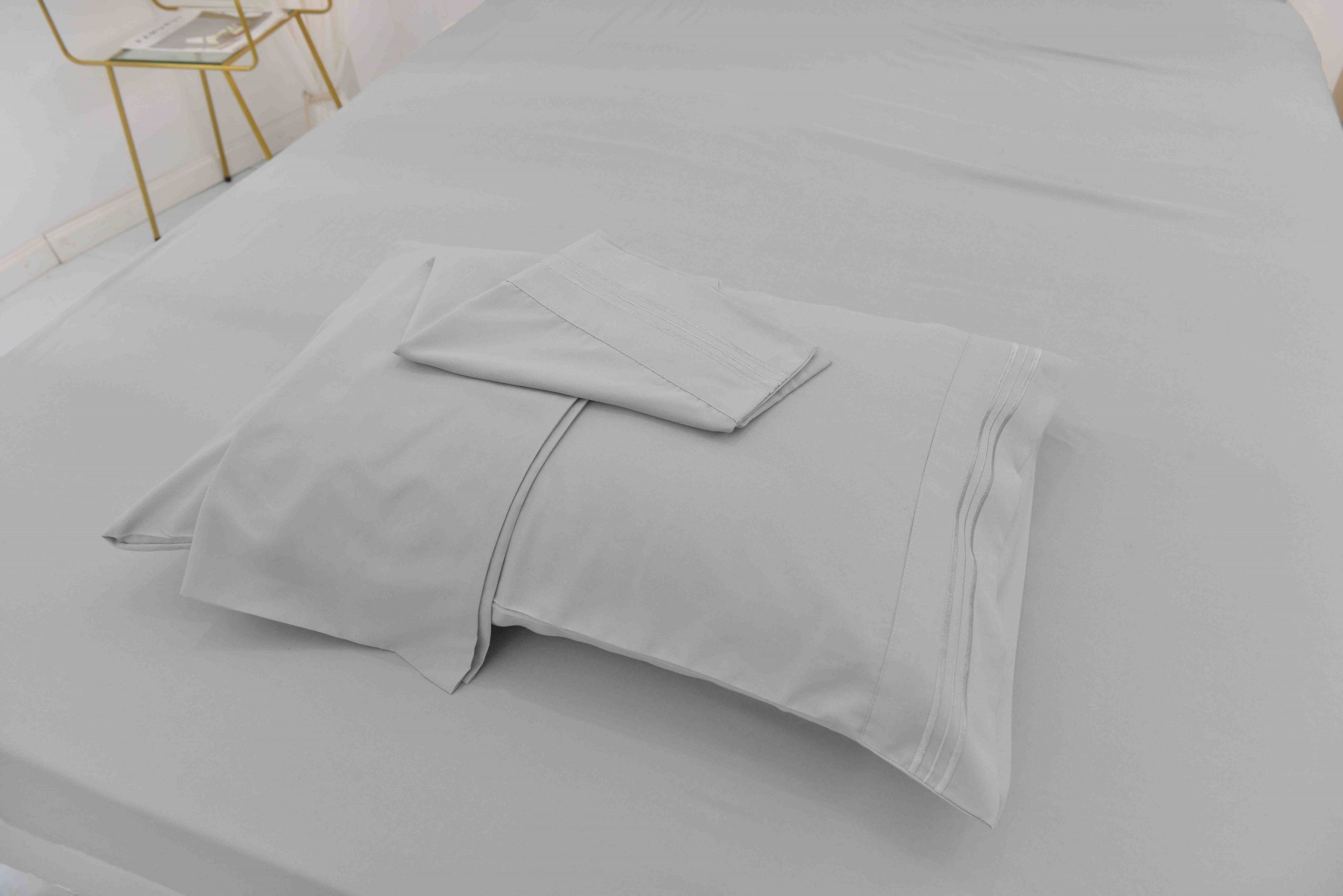 How deep is a deep pocket mattress?