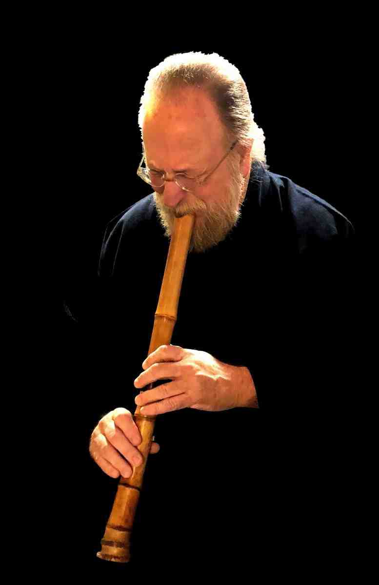 Why does Krishna love bansuri?