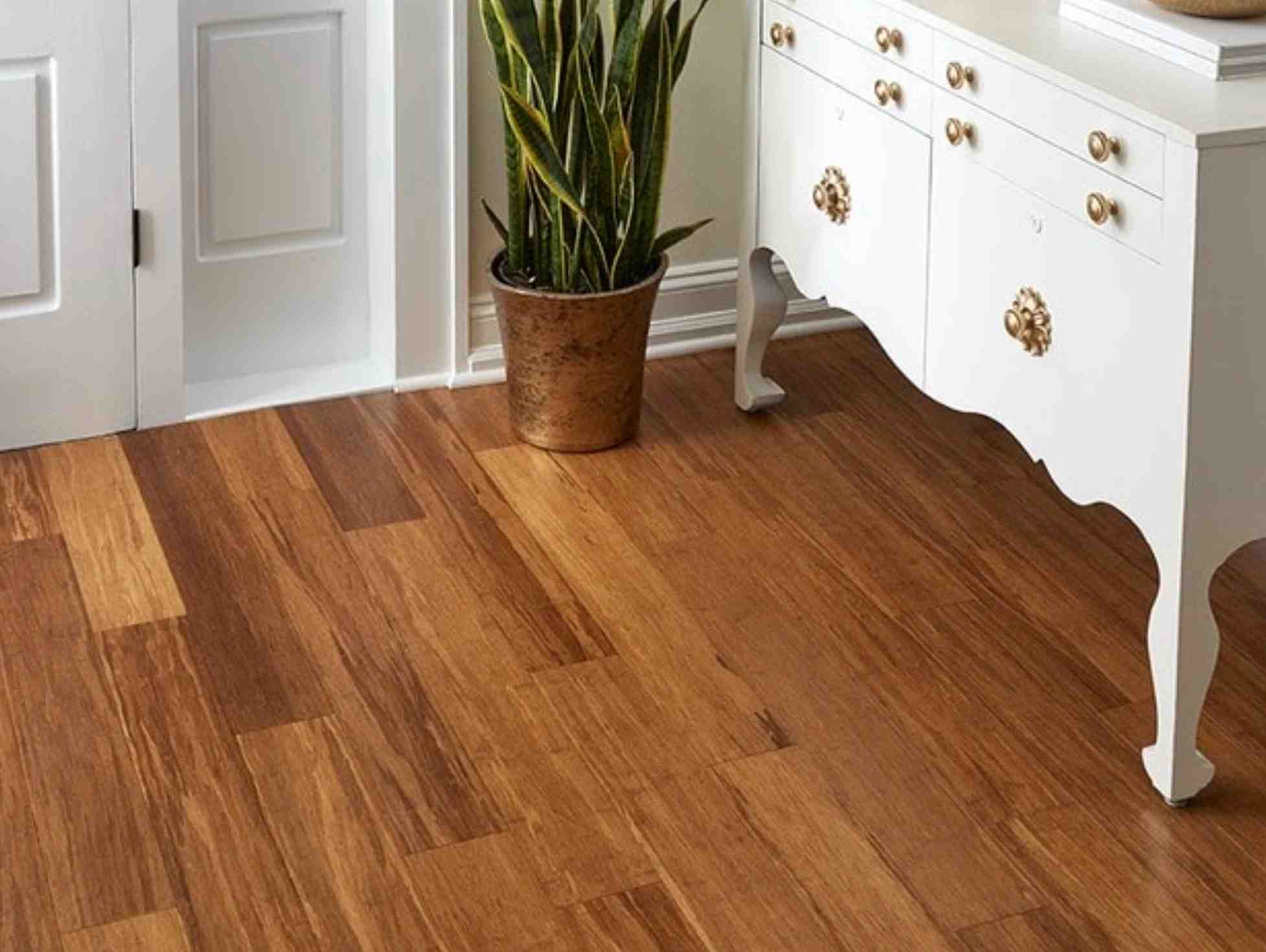 Can bamboo floors be buffed?