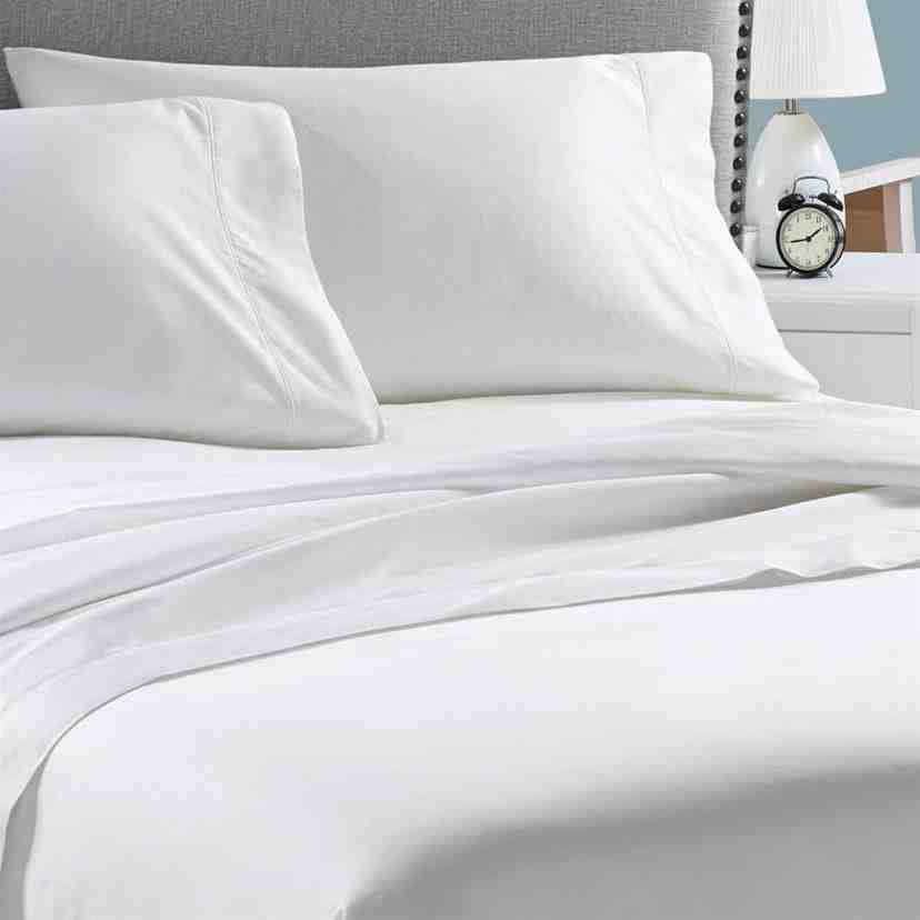Do bamboo sheets stain easily?