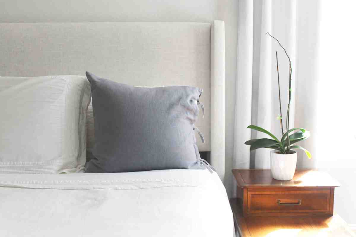 Is bamboo or cotton better for hot sleepers?