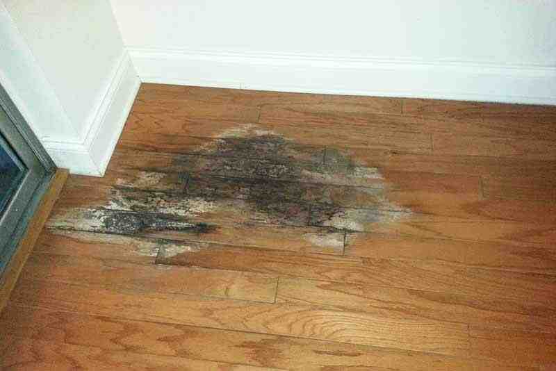 Is it better to glue or float bamboo flooring?