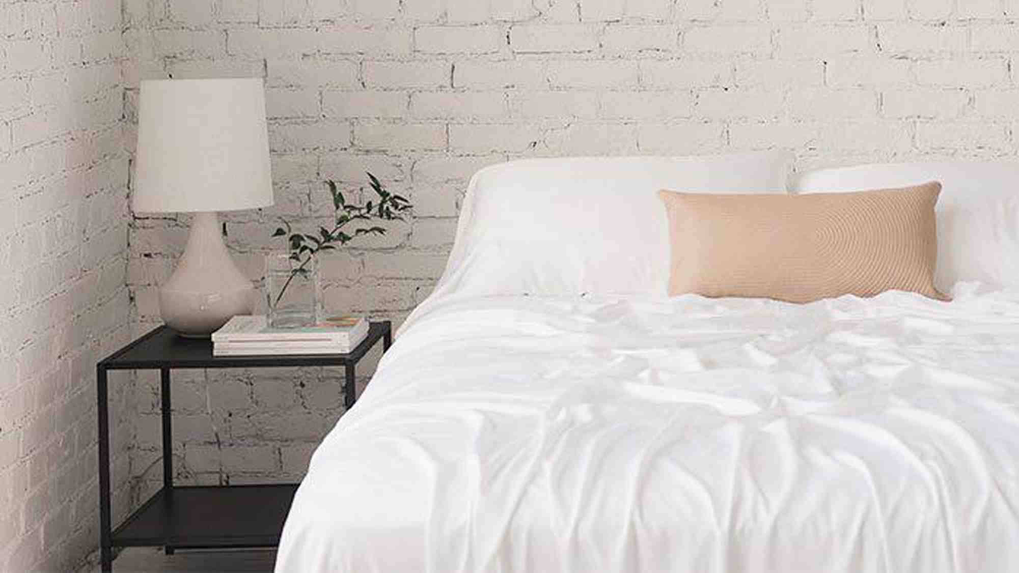 Do bamboo sheets trap heat?