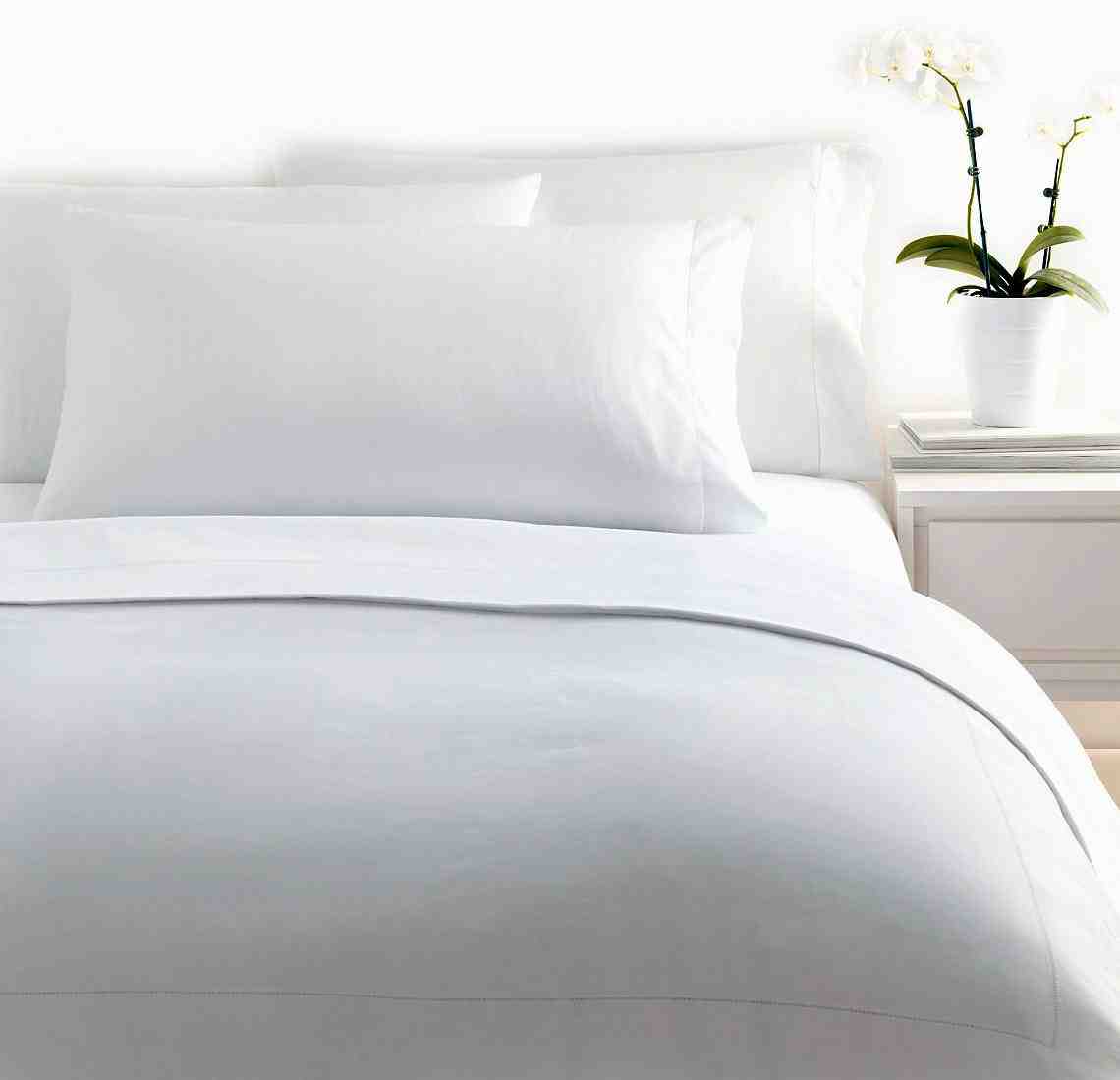How do you pick out bamboo sheets?