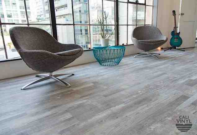 What is a floating bamboo floor?
