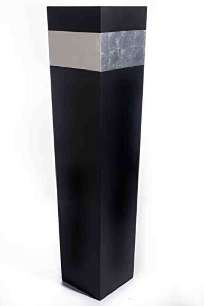 Where do you put a vase?