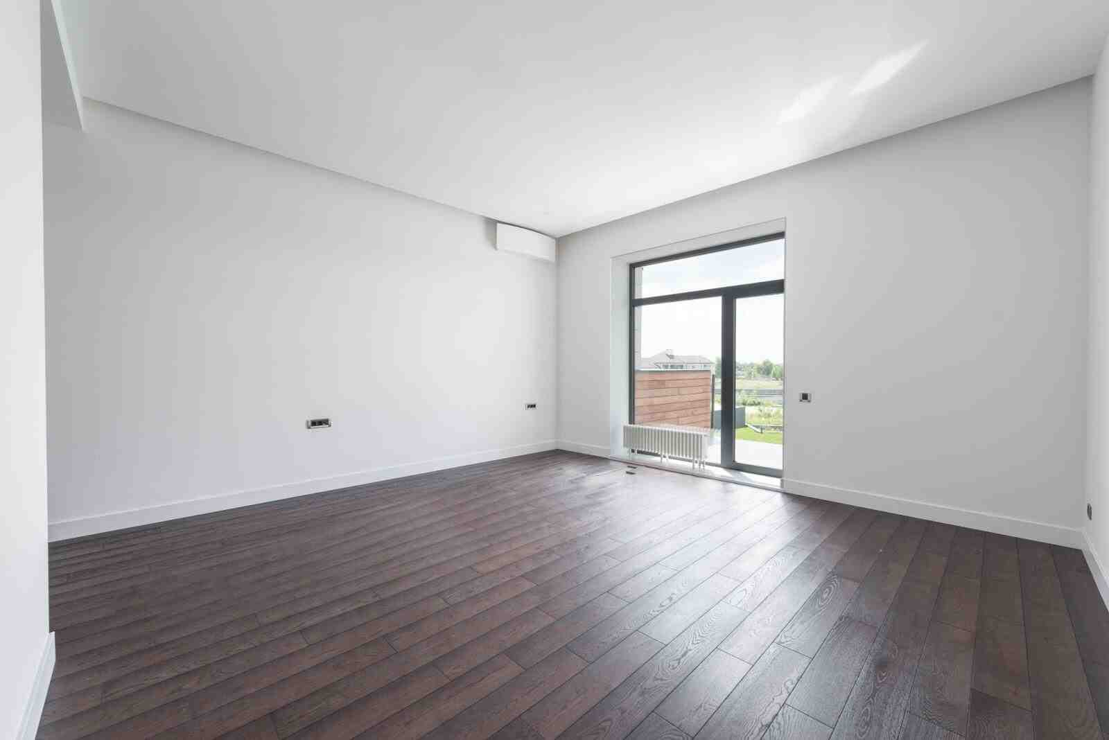 How do you fix a gouge in a bamboo floor?