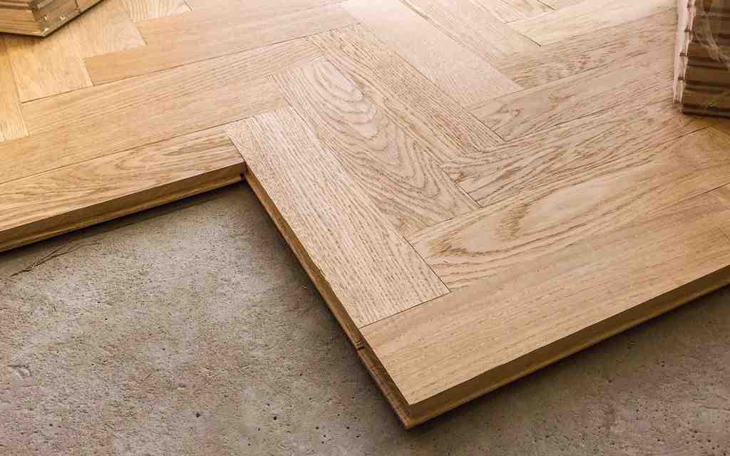 How much does it cost to install $2000 square feet of laminate floors?