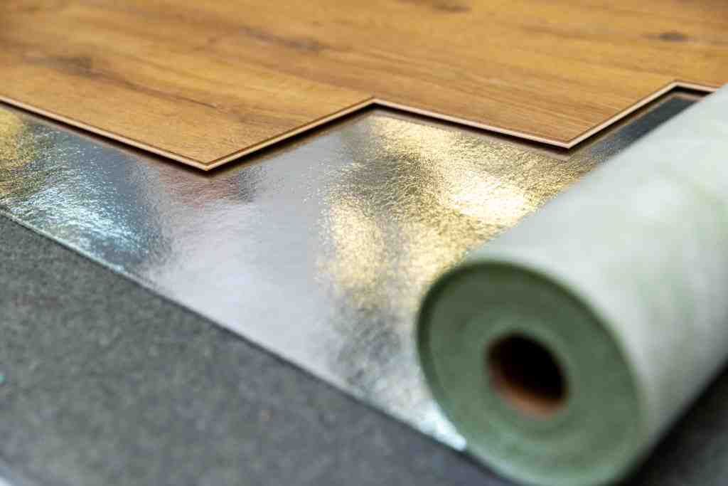 Will wd40 stop squeaky floorboards?